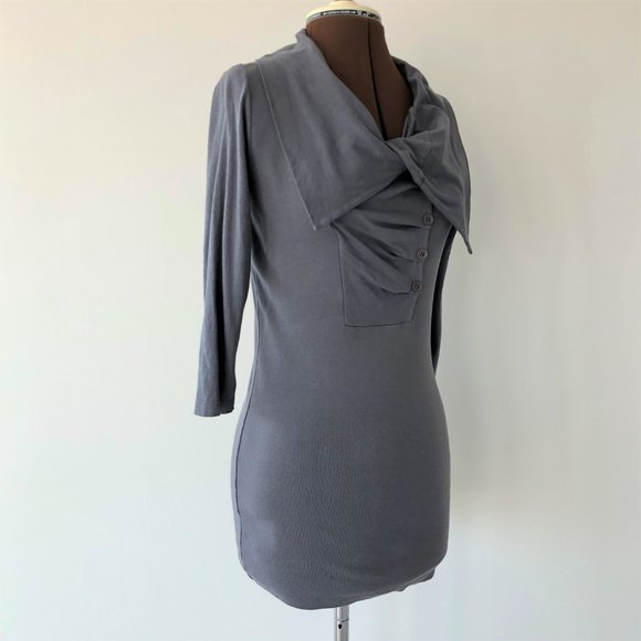 Three Dots Grey Top with Pleated Yoke, Large Collar - Picture 5 of 8